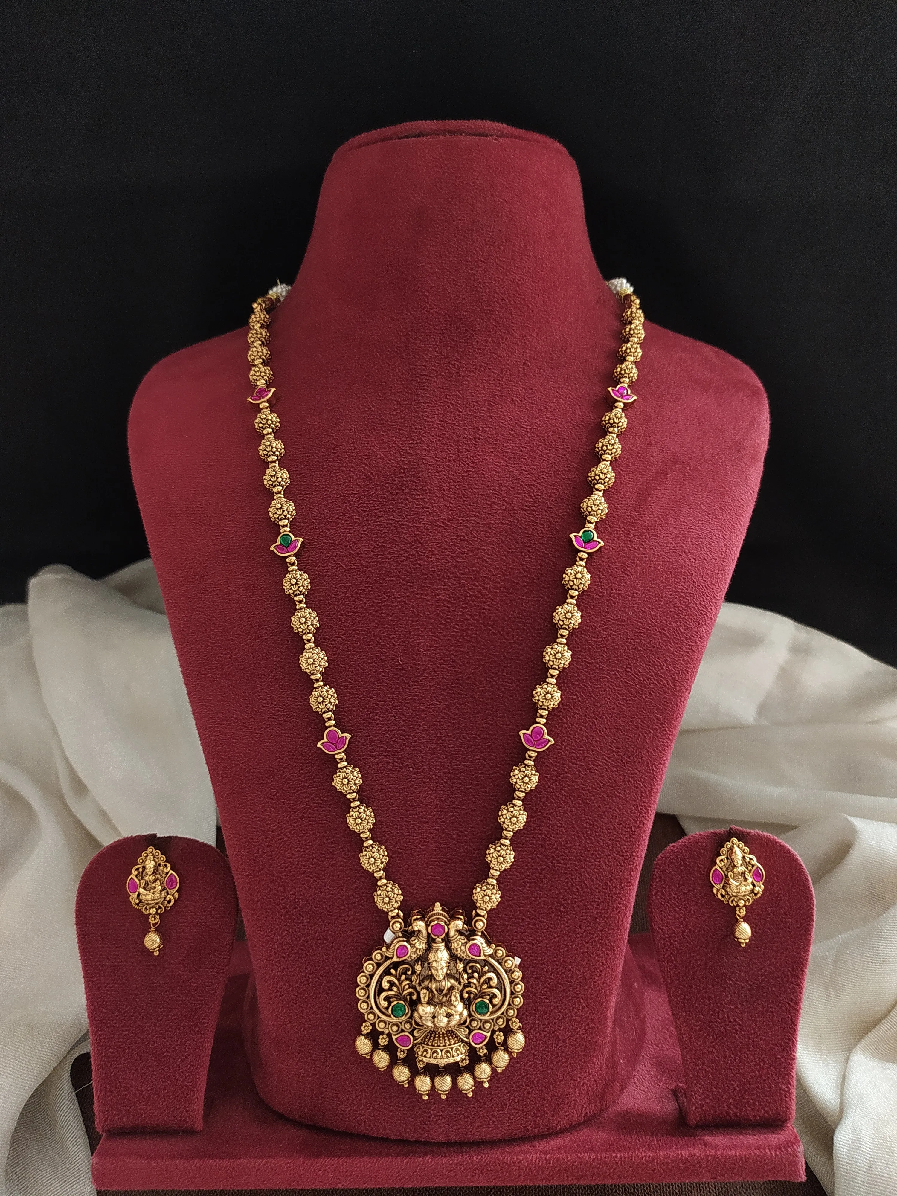 Antique Lakshmi Mala Set with Jadau Kundan Stones & Matching Studs