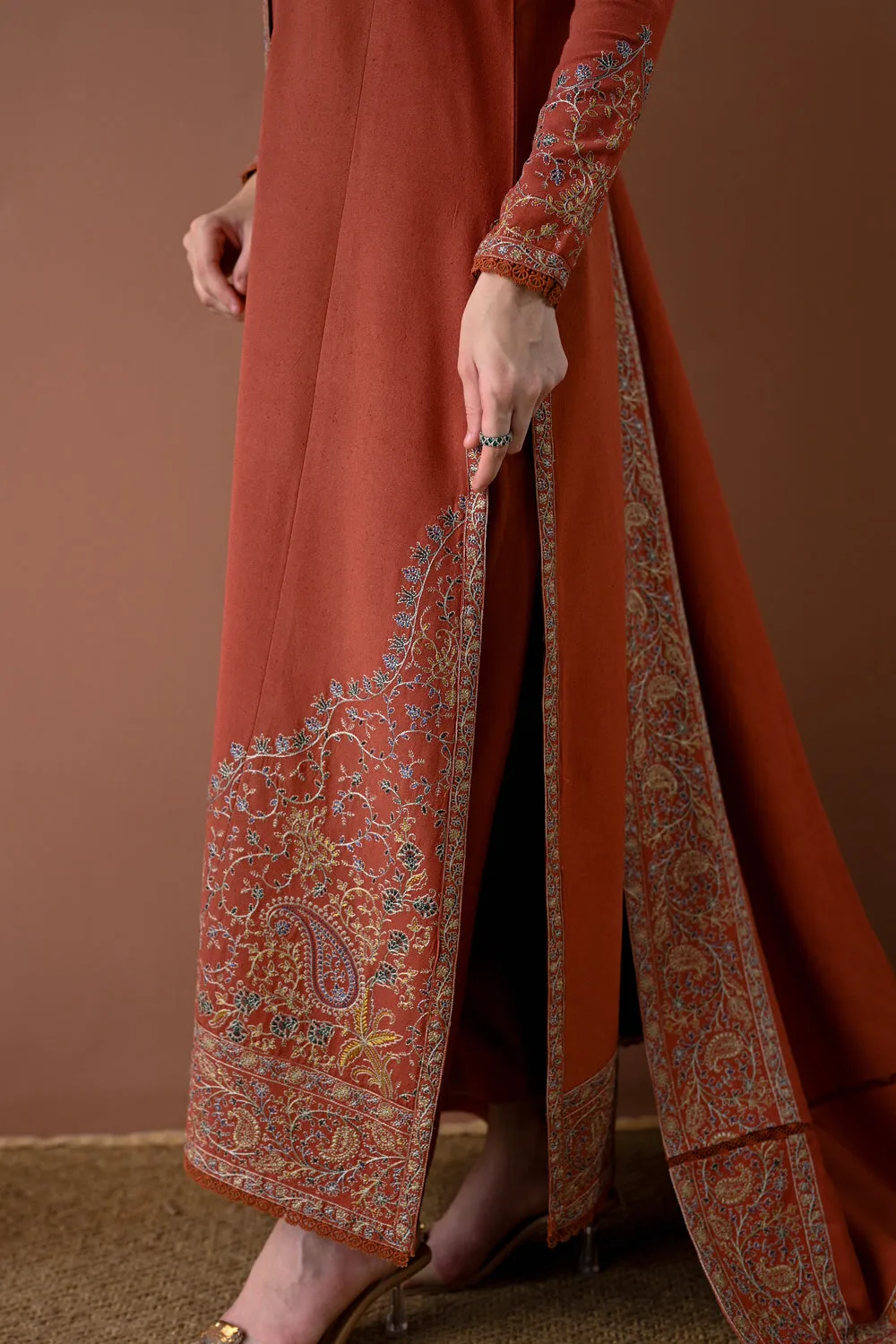 Luxury Karandi Vol II  - DEEP RUST LUXURY EMBROIDERED KARANDI SET (NEL-24634)