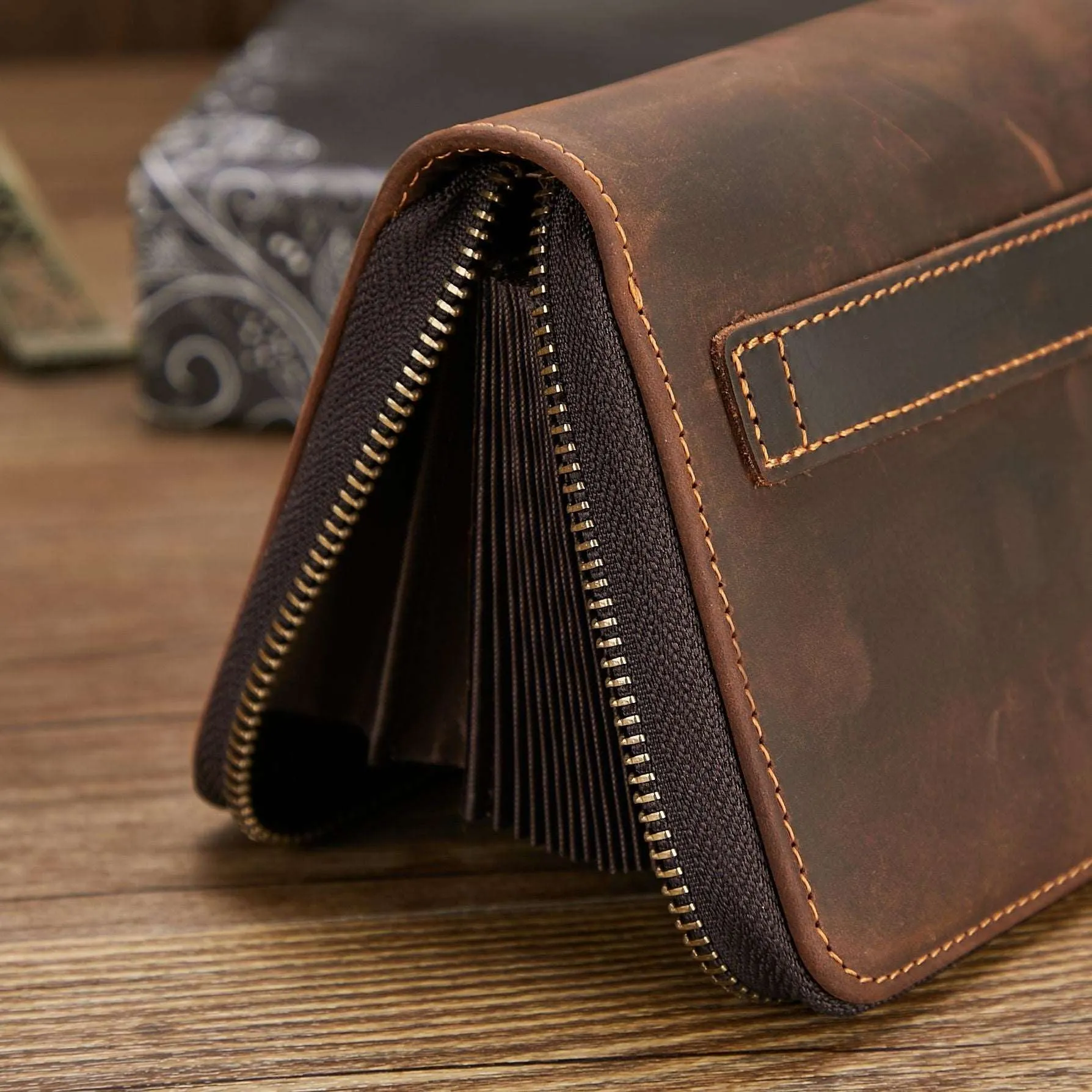 Men's Retro Hand Multifunctional Zipper Leather Wallet