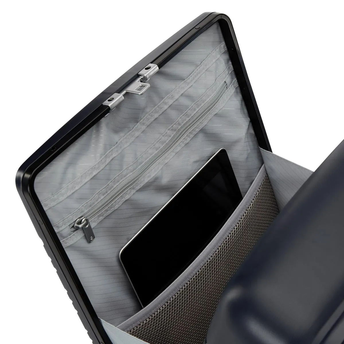 Samsonite Elevation Plus 22X14X9 Spinner